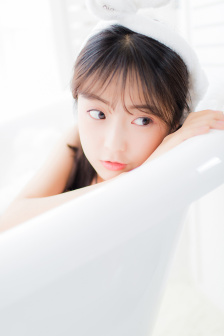 乳色吐息