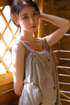 比基尼美女图片高清